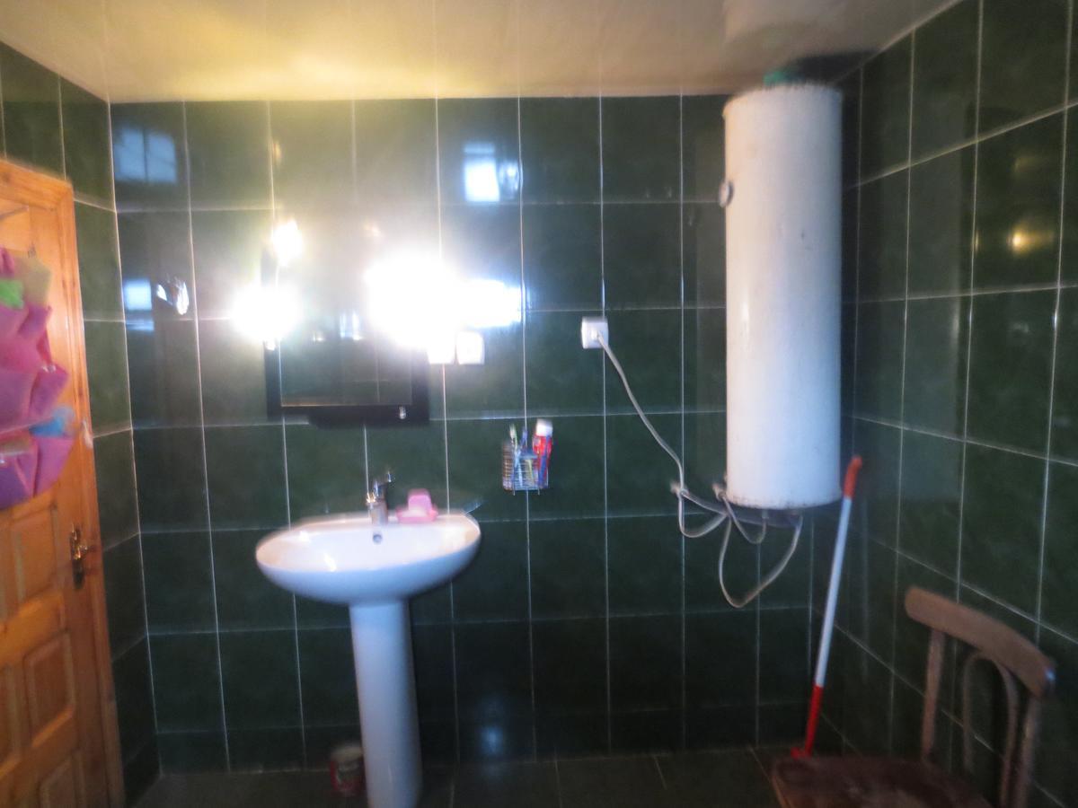 Irma Beso & Aleko Khergianis Guesthouse Mestia Kültér fotó